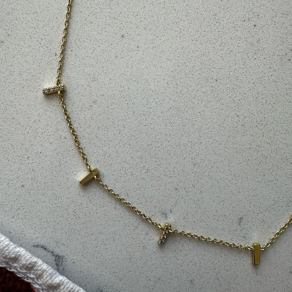 Uncommon James Bundle - Picture 8 of 8